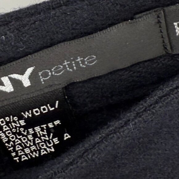 DKNY Petite NWT NAVY BLUE WOOL HIGH RISE PANTS SZ 6 - Picture 6 of 6